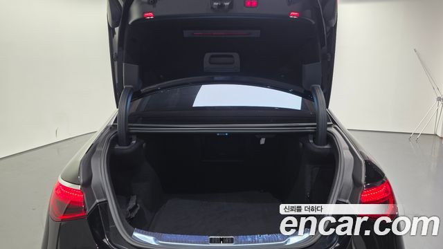 Mercedes-Benz S-Class 2021 — photo 20