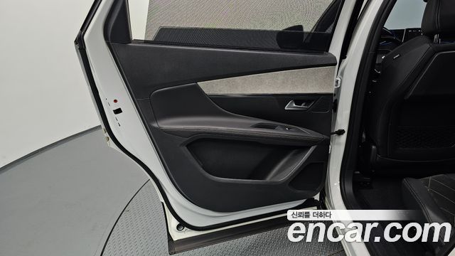 Peugeot 5008 2019 — photo 15