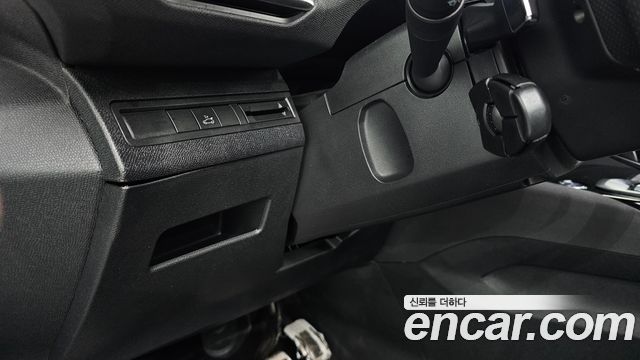 Peugeot 5008 2019 — photo 27