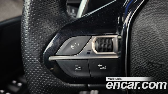 Peugeot 5008 2019 — photo 30