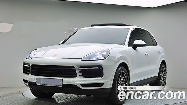 Porsche Cayenne 2021 — photo 1