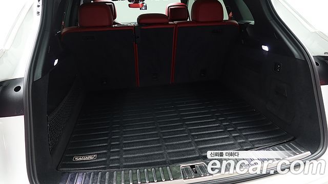 Porsche Cayenne 2021 — photo 10