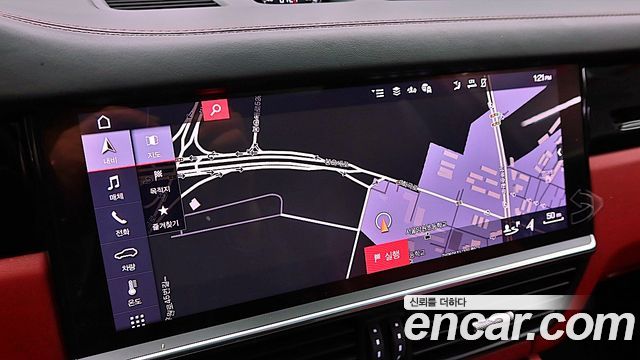 Porsche Cayenne 2021 — photo 19