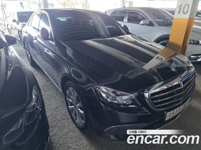 Mercedes-Benz E-Class 2020 — photo 2