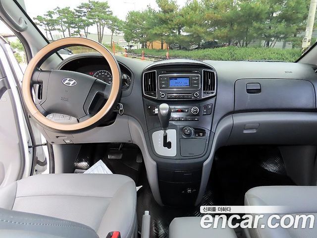 Hyundai Starex 2016 — photo 7