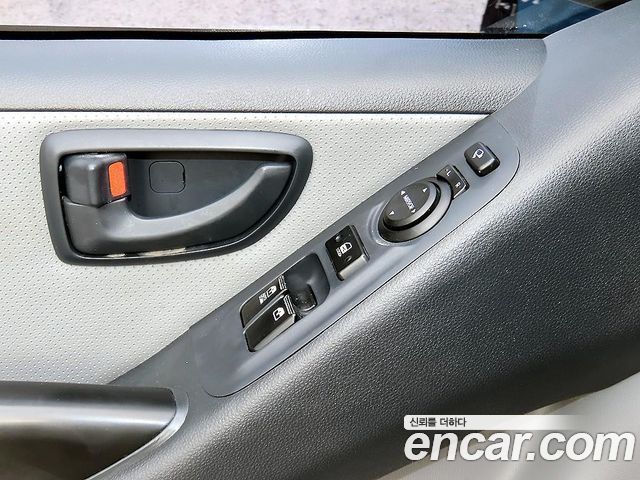 Hyundai Starex 2016 — photo 10