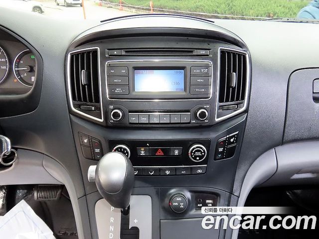 Hyundai Starex 2016 — photo 12