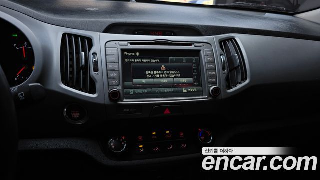Kia Sportage 2015 — photo 14