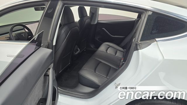 Tesla Model 3 2020 — photo 16