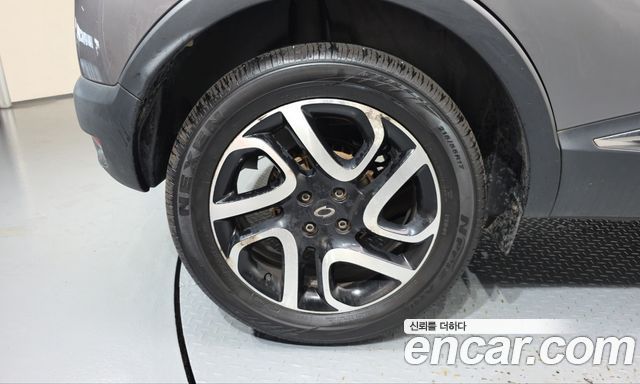 Renault Korea QM3 2017 — photo 5