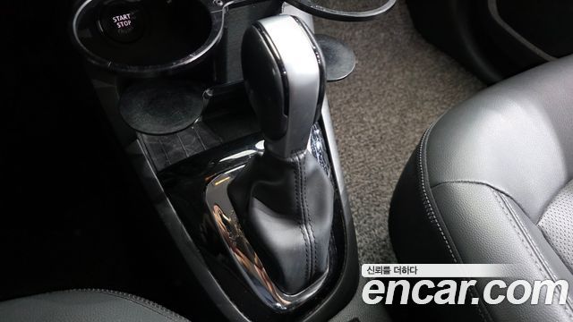 Renault Korea QM3 2017 — photo 12