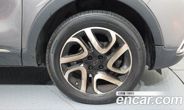 Renault Korea QM3 2017 — photo 7