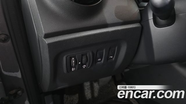 Renault Korea QM3 2017 — photo 29