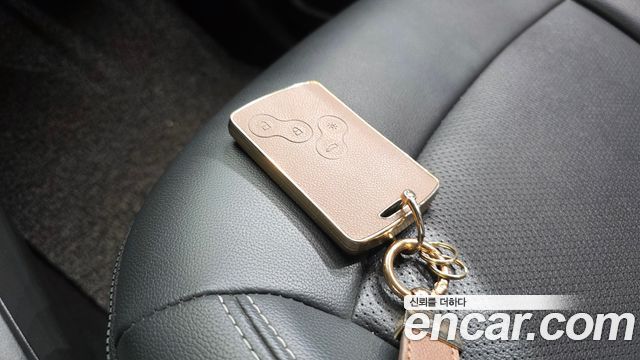 Renault Korea QM3 2017 — photo 35