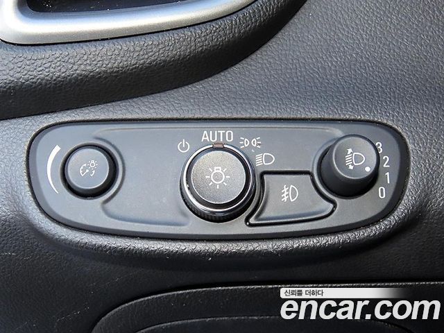 Chevrolet Korea Trax 2019 — photo 13