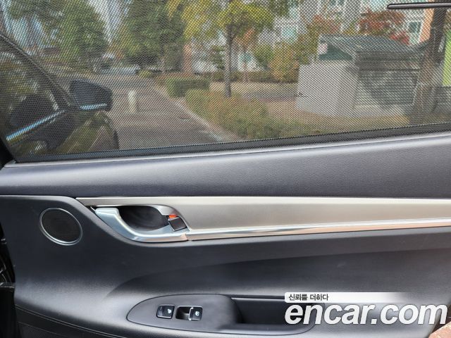 Hyundai Grandeur 2023 — photo 10