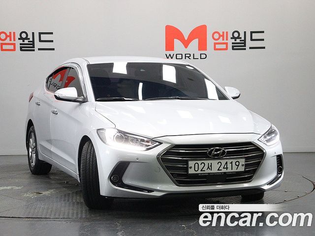 Hyundai AVANTE 2018 — photo 2