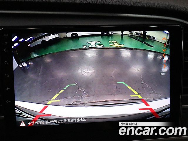 Hyundai AVANTE 2018 — photo 10