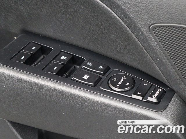 Hyundai AVANTE 2018 — photo 14