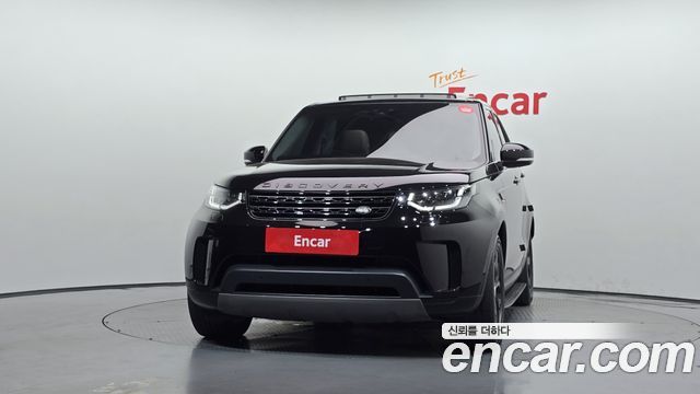Land Rover Discovery 2018 — photo 3