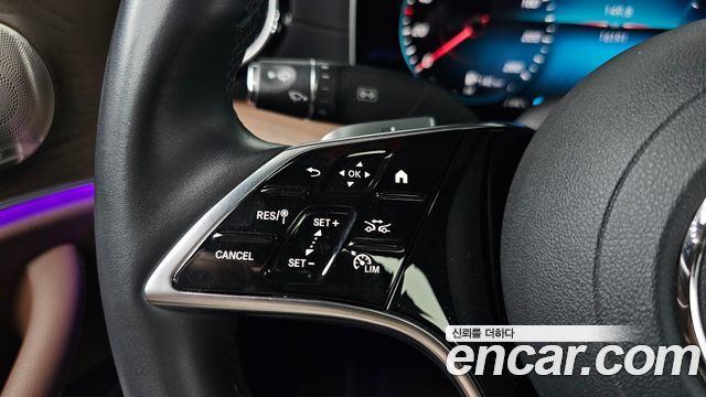 Mercedes-Benz E-Class 2023 — photo 33