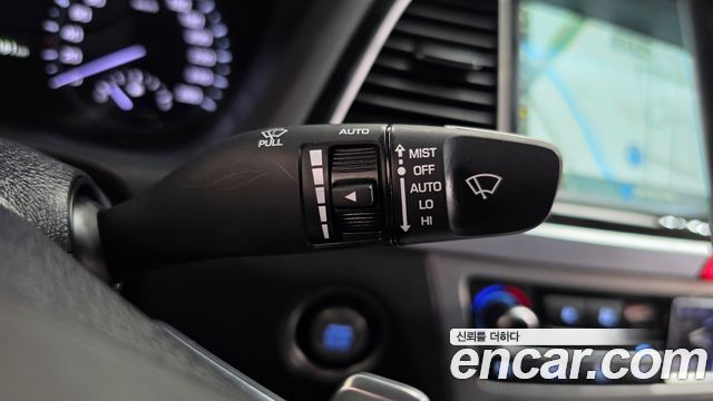 Genesis G80 2017 — photo 25