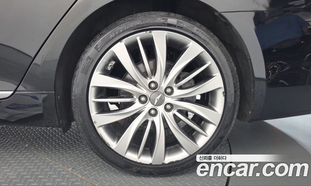 Genesis G80 2017 — photo 7