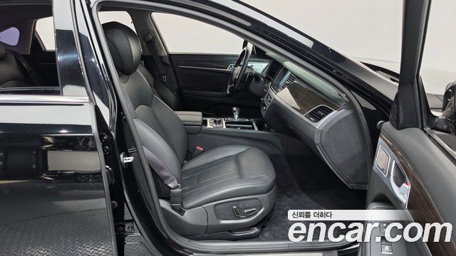 Genesis G80 2017 — photo 16