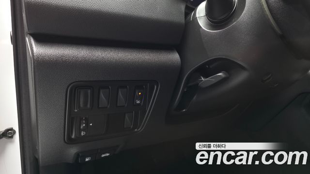 Renault Korea QM6 2023 — photo 17