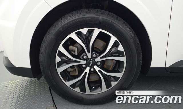 Kia Canival 2022 — photo 5