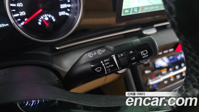 Kia Canival 2022 — photo 28