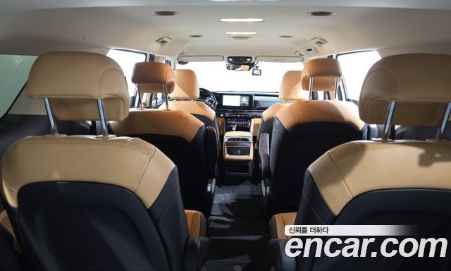 Kia Canival 2022 — photo 33
