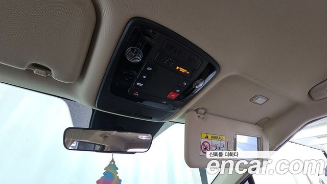 Kia Canival 2023 — photo 23