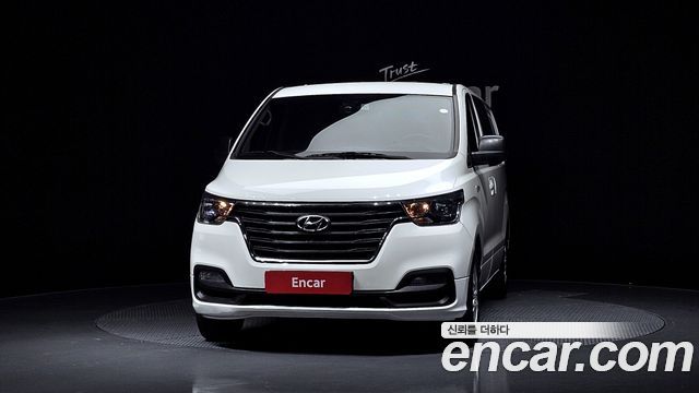 Hyundai Starex 2021 — photo 3