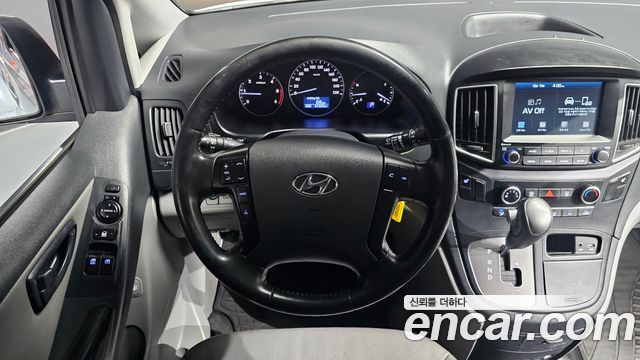 Hyundai Starex 2021 — photo 19