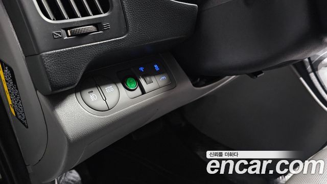 Hyundai Starex 2021 — photo 23