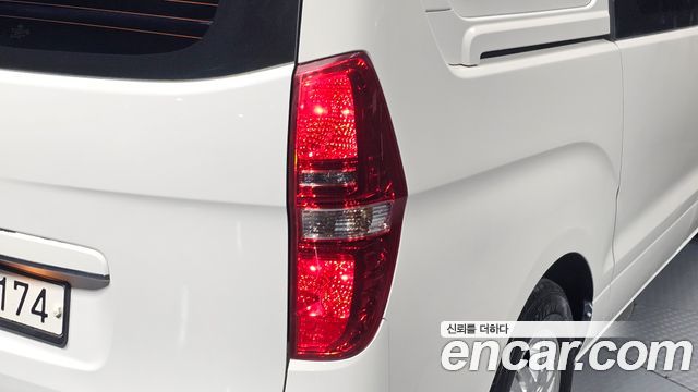 Hyundai Starex 2021 — photo 9