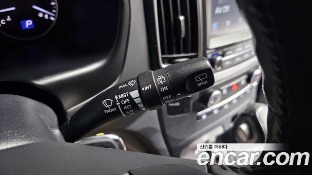 Hyundai Starex 2021 — photo 28
