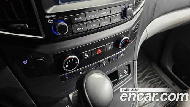 Hyundai Starex 2021 — photo 30
