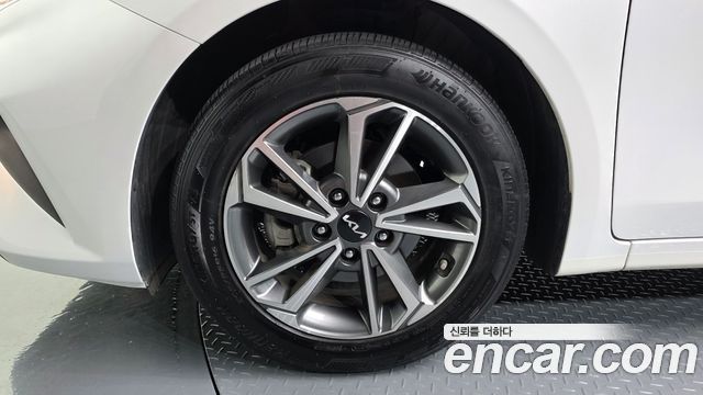 Kia K3 2022 — photo 5