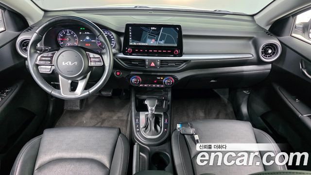 Kia K3 2022 — photo 10