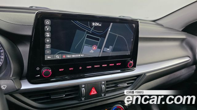 Kia K3 2022 — photo 20