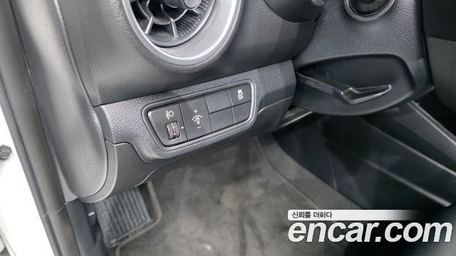 Kia K3 2022 — photo 24