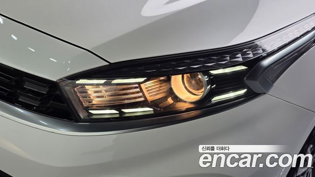 Kia K3 2022 — photo 8