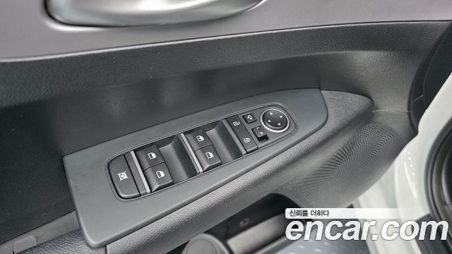 Kia K3 2022 — photo 27