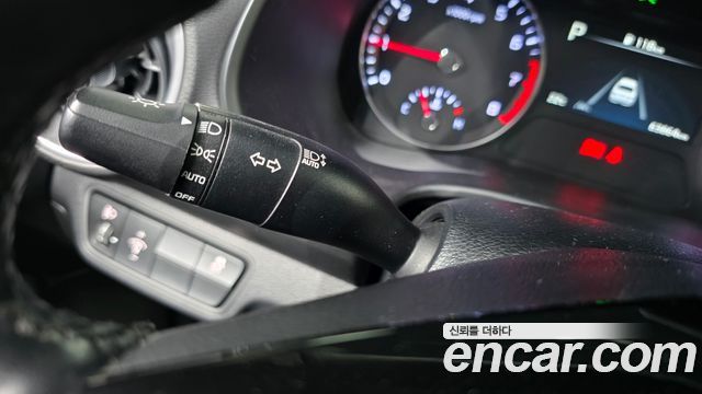 Kia K3 2022 — photo 28