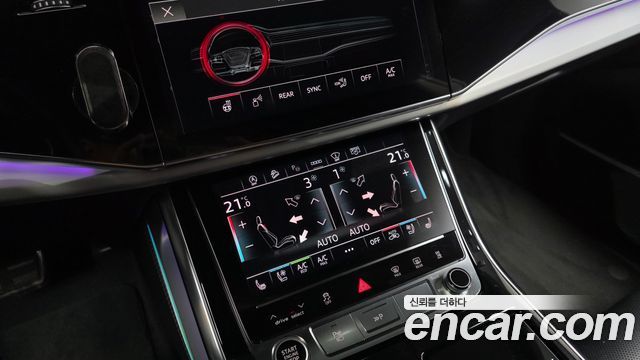 Audi Q8 2021 — photo 12