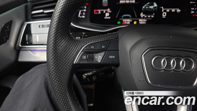 Audi Q8 2021 — photo 31