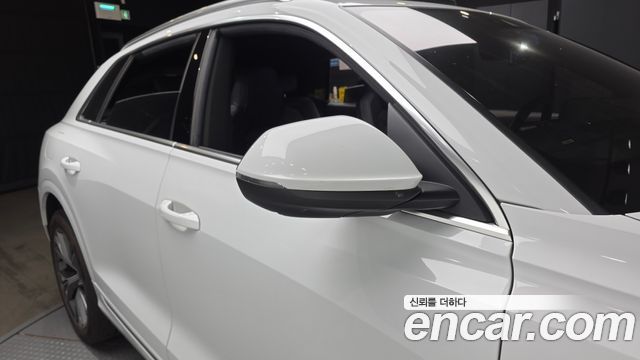 Audi Q8 2021 — photo 36