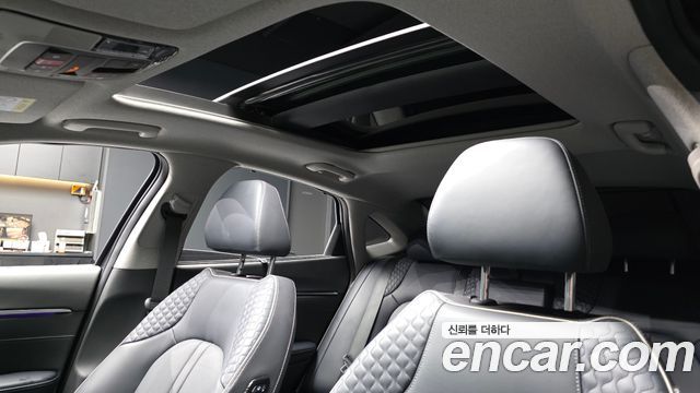 Hyundai Sonata 2023 — photo 25